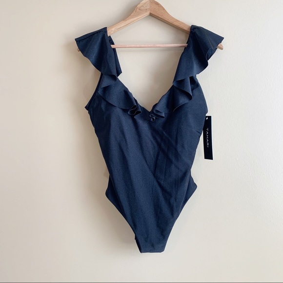 Tahari Other - RELISTED